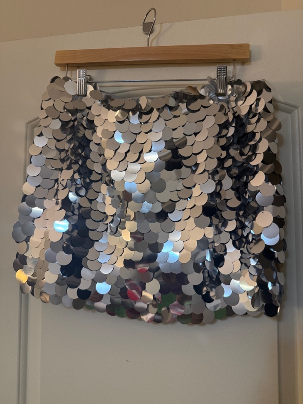 Zara Silver Sequin Mini Skirt - Picture 2 of 6